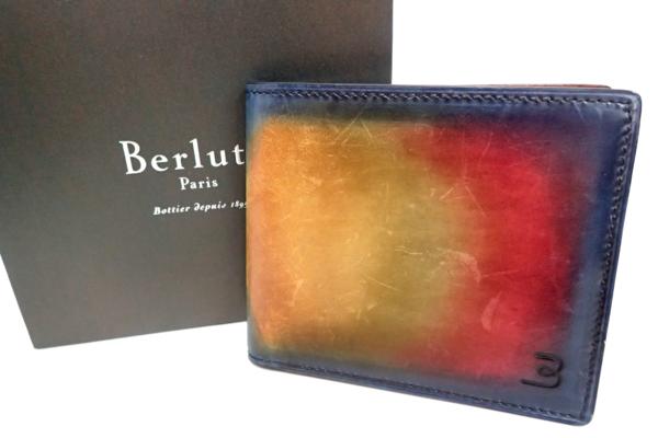 ベルルッティ 二つ折り財布 120周年限定パティーヌ の買取はラストラボ 東京 新宿 渋谷