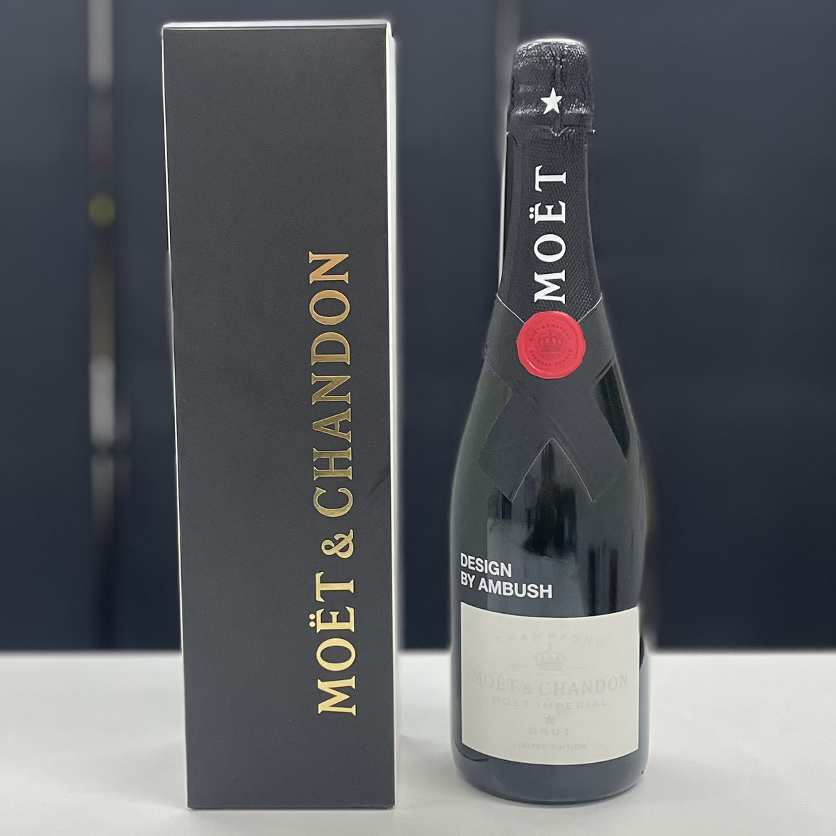 モエ エ シャンドン 白 AMBUSHボトル 750ml Moet & Chandon