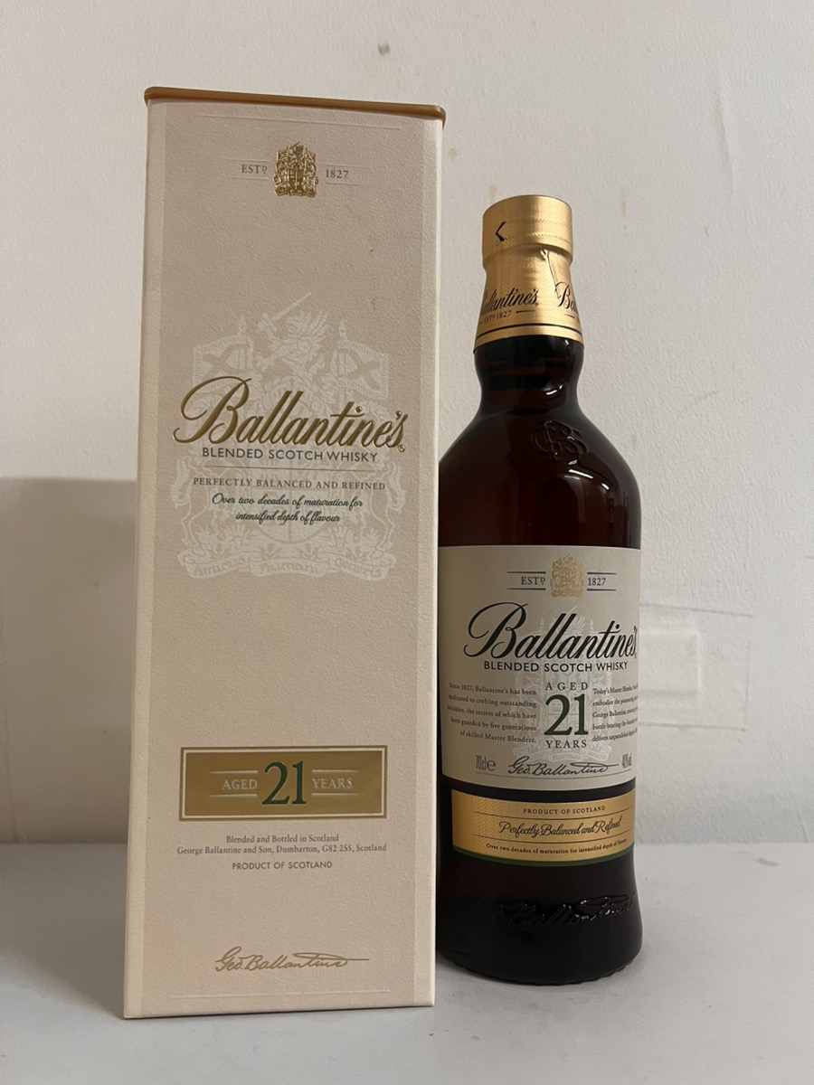 バランタイン 21年 金キャップ 700ml 40% Ballantine's