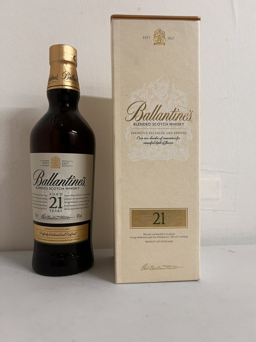 バランタイン 21年 金キャップ 700ml 40% Ballantine's