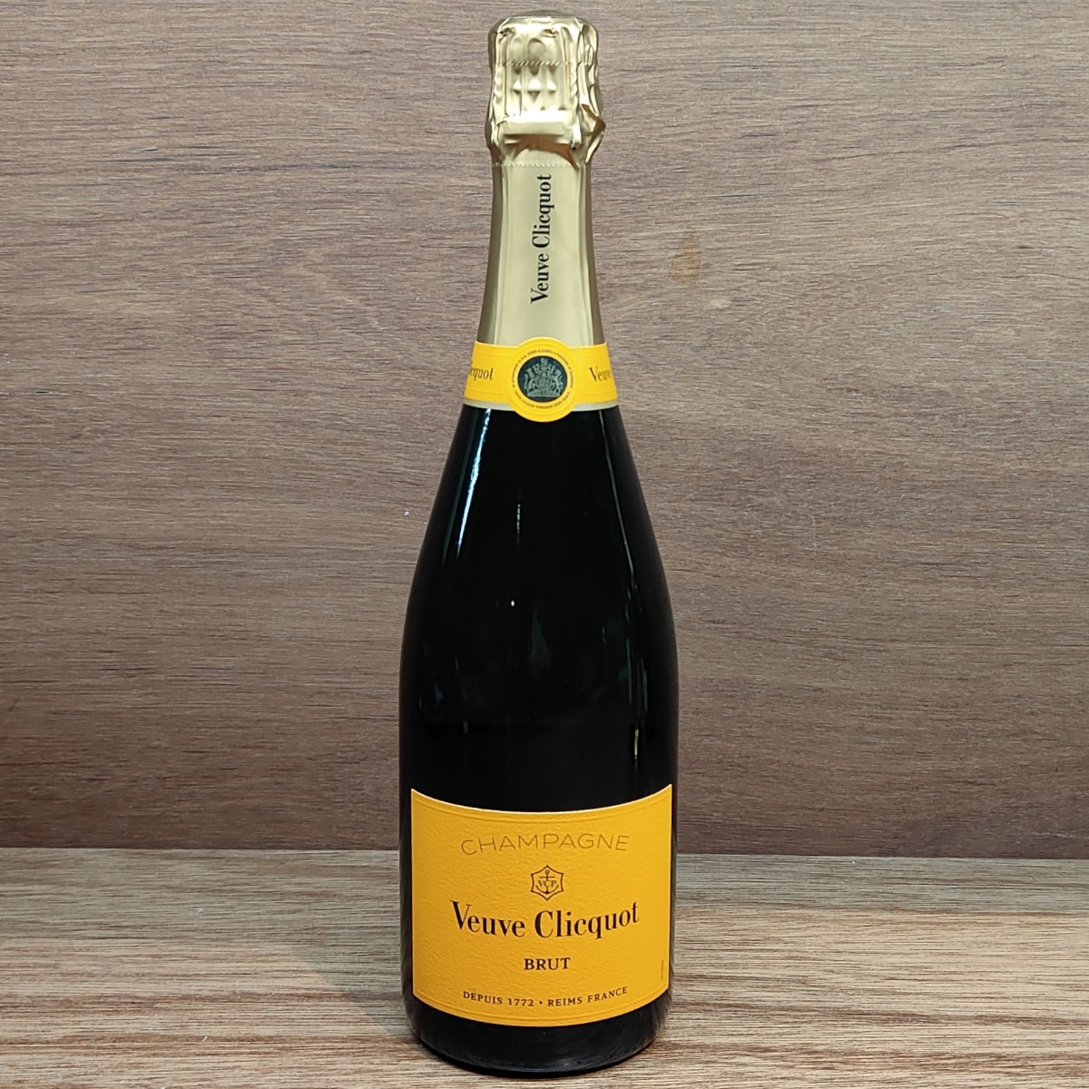 ヴーヴ クリコ ブリュット イエローラベル 750ml 12% VEUVE CLICQUOT YELLOW