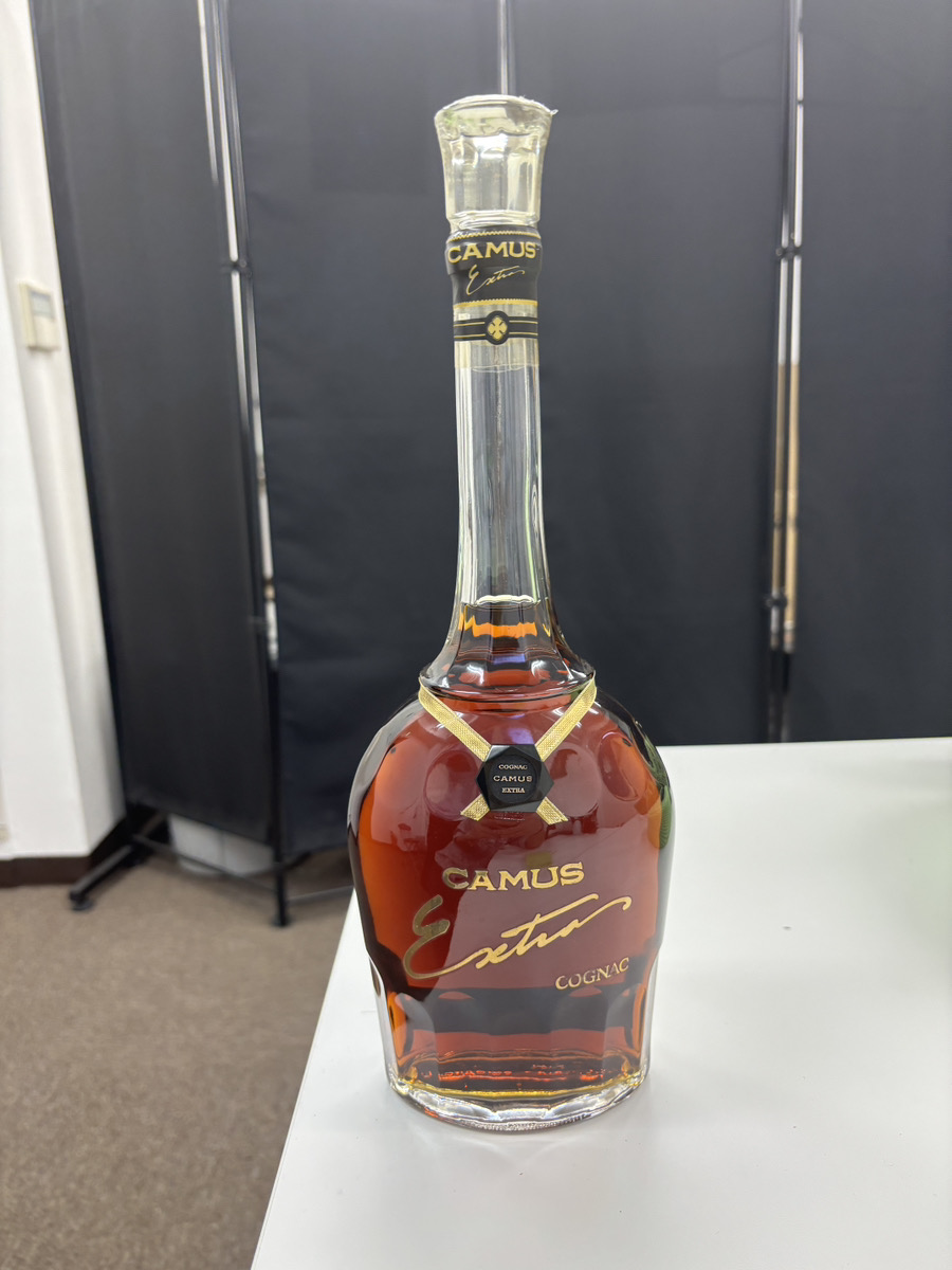 カミュ エクストラ ロングネック 700ml 40% CAMUS EXTRA