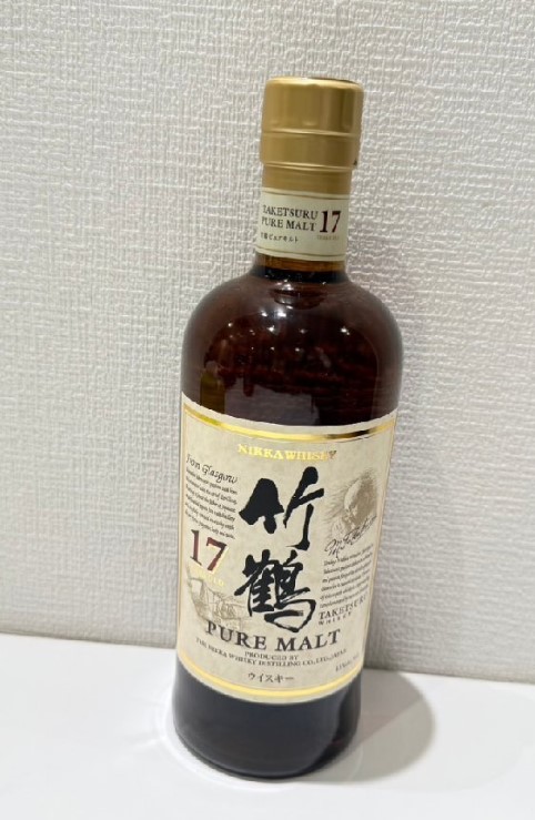 竹鶴17年 買取 千葉 ｜NIKKA WHISKY 竹鶴 17年 700ml 43％を高価買取しました。