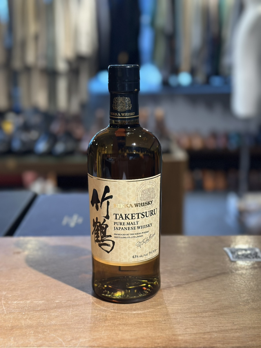 ニッカ 竹鶴 ピュアモルト 白ラベル 700ml 43% NIKKA