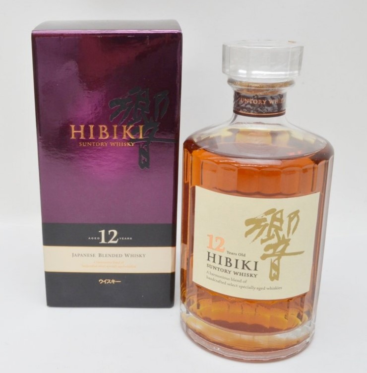 響12年 買取 新宿 ｜響 12年 ウイスキー 700ml 43％ SUNTORY HIBIKI WHISKYを