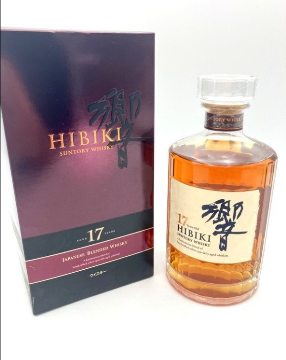 響17年 買取 新宿 ｜サントリー ジャパニーズウイスキー SUNTORY WHISKY 響 17年 700ml 43%を