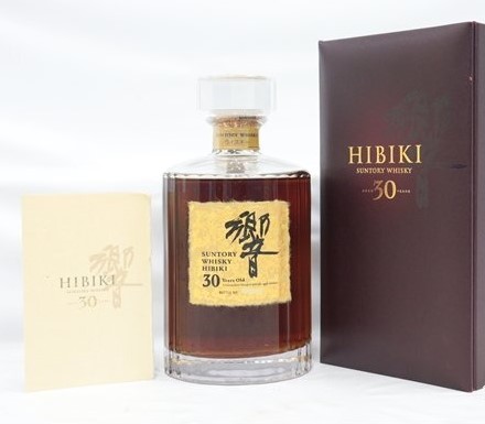 響30年 買取 神戸三宮 ｜サントリー 響 30年 700ml 43％ 箱 冊子付き ジャパニーズを高価買取しました。