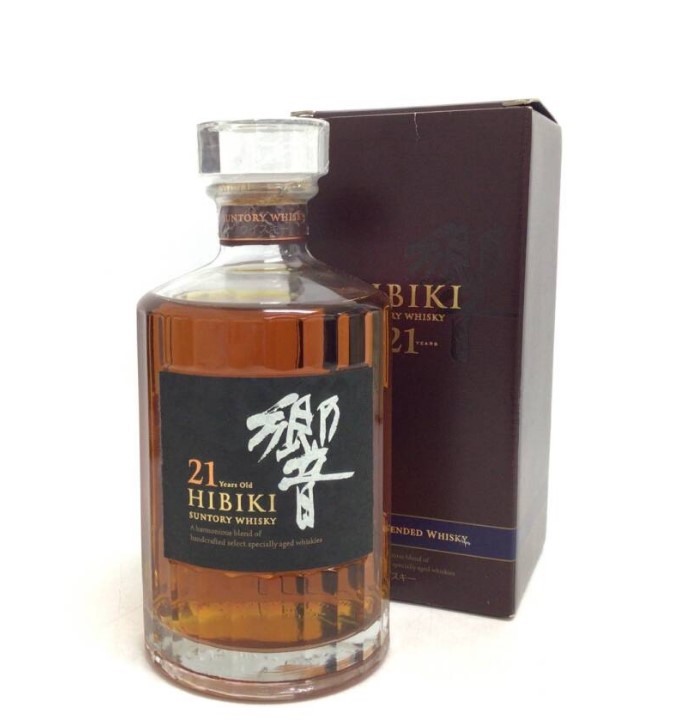 響21年 買取 甲府 ｜ウイスキー サントリー 響 21年 700ml 43%を