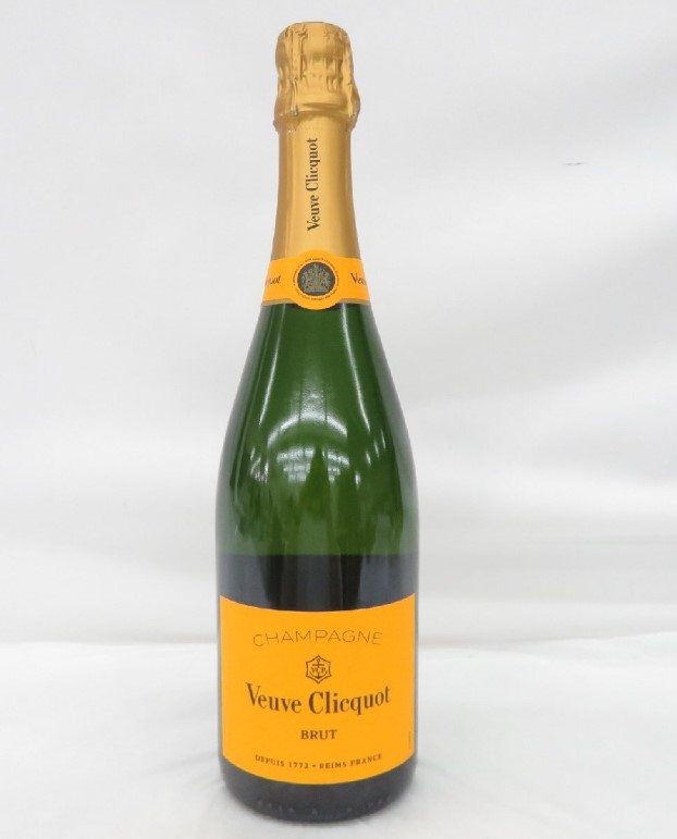 ヴーヴクリコ イエロー 買取 新宿 ｜Veuve Clicquot ヴーヴ・クリコ ブリュット イエローラベル シャンパン 750ml 12.5％を