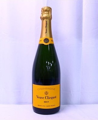ヴーヴクリコ イエロー 買取 麻布 ｜ヴーヴ・クリコ イエローラベル 新ラベル 750ml 12.5% シャンパンを