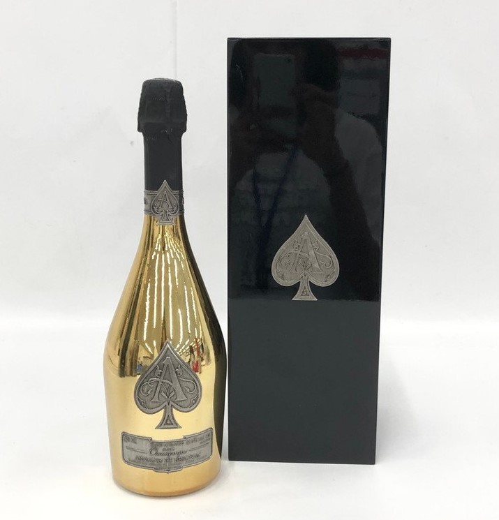 アルマンドブリニャック ゴールド 買取 なんば ｜ARMAND DE BRIGNAC アルマン ド ブリニャック ゴールド 750ml 12.5％ 箱付きを