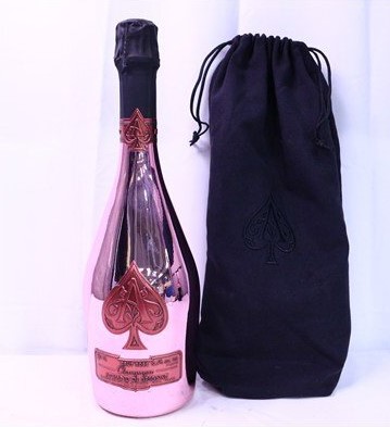 アルマンドブリニャック ロゼ 買取 横浜 ｜アルマン・ド・ブリニャック ロゼ 750ml 12.5％ 巾着付き シャンパンを