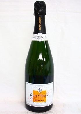 ヴーヴクリコ ホワイト 買取 津田沼 ｜ヴーヴ・クリコ ホワイトラベル 750ml 12％ シャンパンを