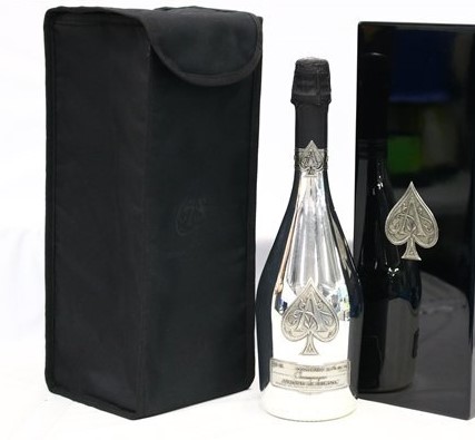 アルマンドブリニャック ブランドブラン 買取 渋谷 ｜アルマン・ド・ブリニャック ブラン・ド・ブラン シルバー 750ml 12.5％ シャンパンを