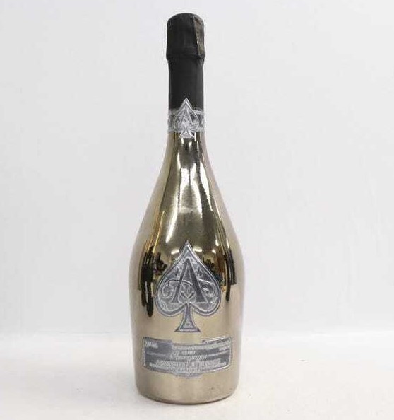 アルマンドブリニャック ブランドノワール 買取 渋谷 ｜シャンパン [アルマンドブリニャック ブランドノワール]をお酒