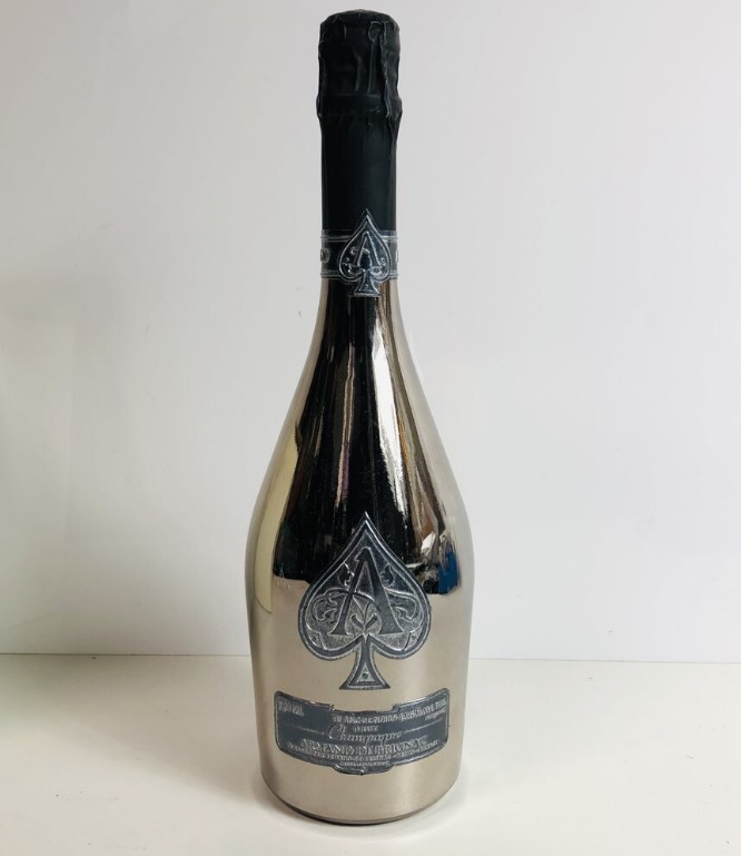 アルマンドブリニャック ブランドノワール 買取 姫路 ｜シャンパン [アルマンドブリニャック ブランドノワール]をお酒