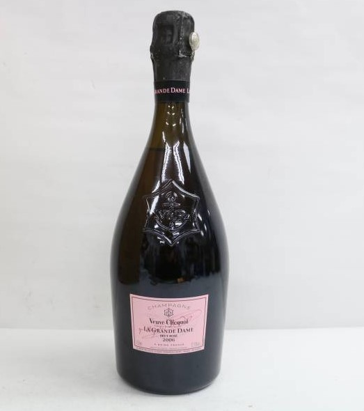 ヴーヴクリコ ラグランダム ロゼ 買取 江坂 ｜シャンパン [ヴーヴクリコ ラグランダム ロゼ]をお酒