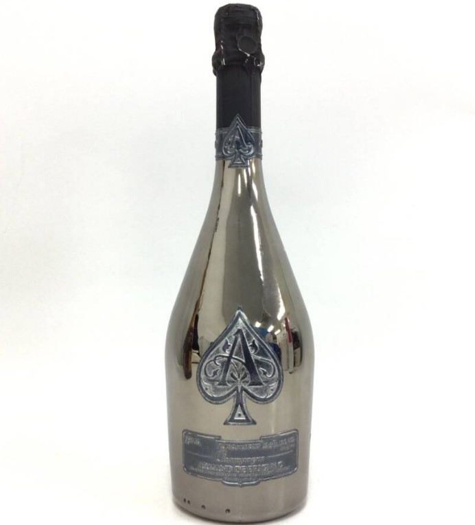 アルマンドブリニャック ブランドノワール 買取 谷町九丁目 ｜シャンパン [アルマンドブリニャック ブランドノワール]をお酒