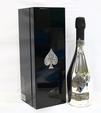アルマンドブリニャック ブランドブラン 買取 江坂 ｜アルマン・ド・ブリニャック ブラン・ド・ブラン シルバー 750ml 12.5％ 箱付き シャンパンを