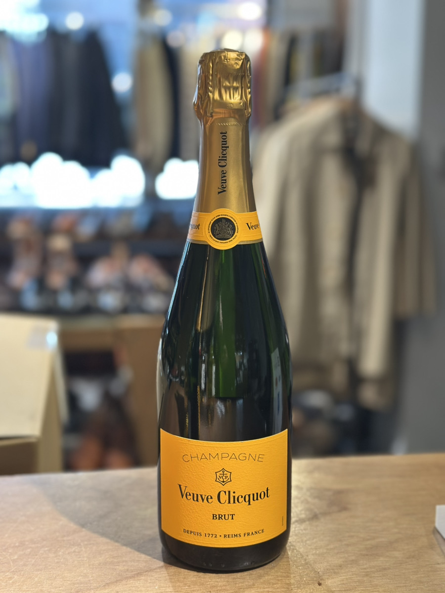ヴーヴ クリコ ブリュット イエローラベル 750ml 12% VEUVE CLICQUOT YELLOW