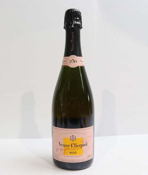 ヴーヴクリコ ロゼ 買取 群馬県 ｜Veuve Clicquot（ヴーヴ クリコ）ロゼ 12.5% 750mlを
