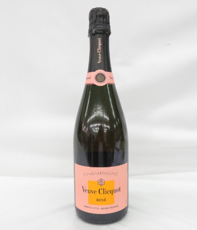 ヴーヴクリコ ロゼ 買取 富山県 ｜Veuve Clicquot ヴーヴ・クリコ ロゼ ブリュット シャンパン 750ml 12.5％を