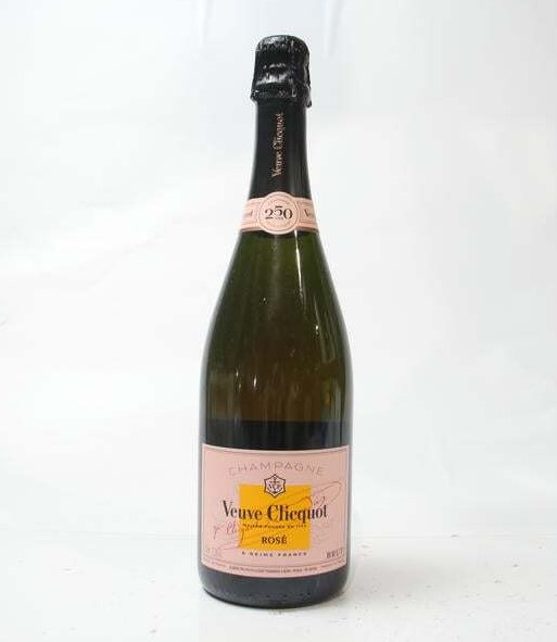 ヴーヴクリコ ロゼ 買取 石川県 ｜Veuve Clicquot（ヴーヴクリコ）ロゼ 250周年記念ボトル 12.5％ 750mlを