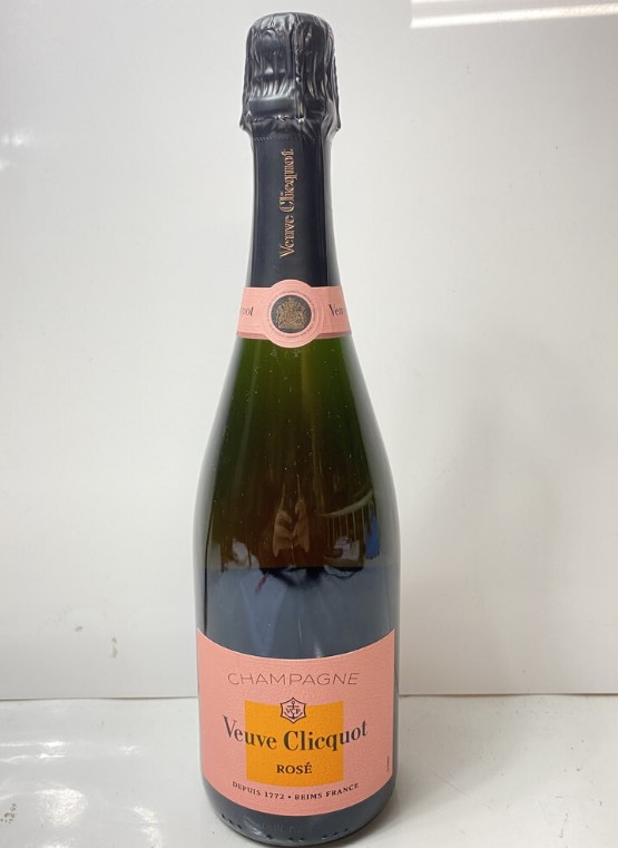 ヴーヴクリコ ロゼ 買取 山形県 ｜ヴーヴクリコ ロゼ シャンパン 750ml 12.5度を