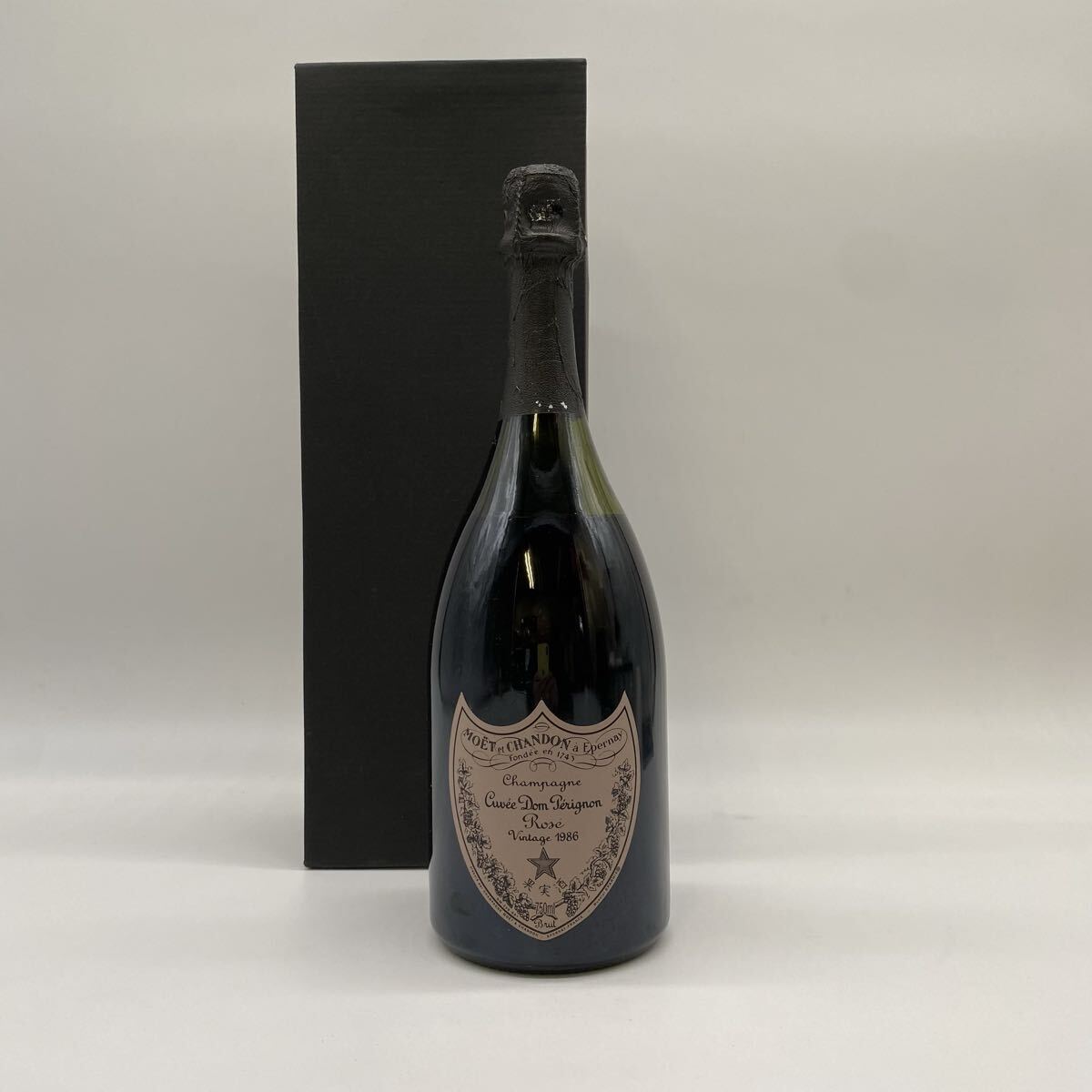 ドンペリニヨン ロゼ 買取 大分県 ｜シャンパン [ドンペリニヨン ロゼ]をお酒