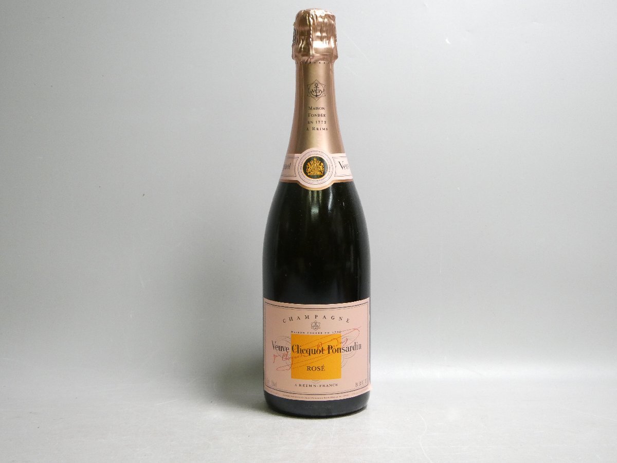 ヴーヴクリコ ロゼ 買取 大分県 ｜シャンパン [ヴーヴクリコ ロゼ]をお酒