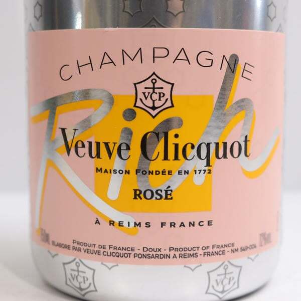 ヴーヴクリコ ロゼ 買取 高知県 ｜シャンパン [ヴーヴクリコ ロゼ]をお酒