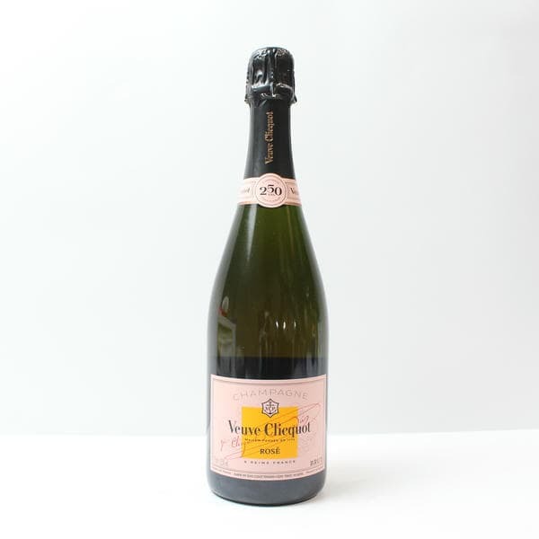 ヴーヴクリコ ロゼ 買取 熊本県 ｜シャンパン [ヴーヴクリコ ロゼ]をお酒