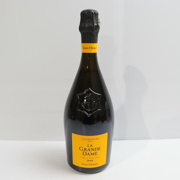 ヴーヴクリコ イエロー 買取 新潟県 ｜シャンパン [ヴーヴクリコ イエロー]をお酒