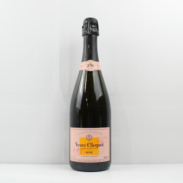 ヴーヴクリコ ロゼ 買取 宮崎県 ｜シャンパン [ヴーヴクリコ ロゼ]をお酒