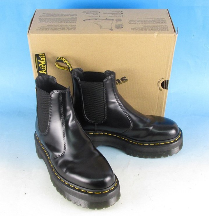 ドクターマーチン 渋谷 ｜革靴買取でブーツ[Dr.Martens QUAD チェルシーブーツ]を買取しました。