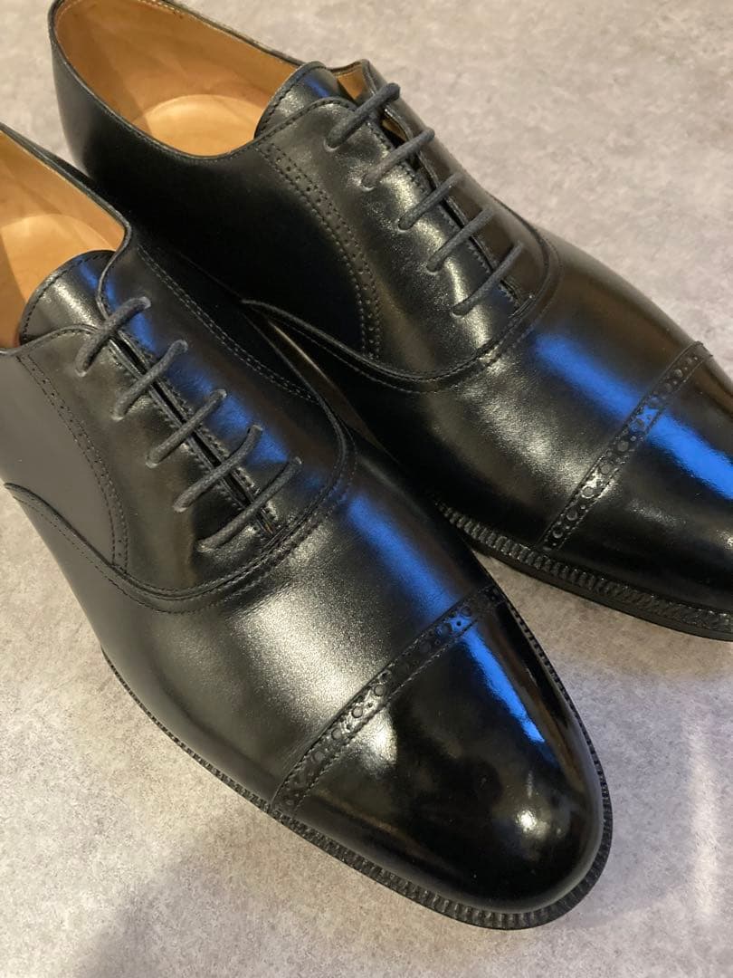 世界一高い靴 ｜革靴買取で紳士靴[JOHN LOBB philip]を買取しました。